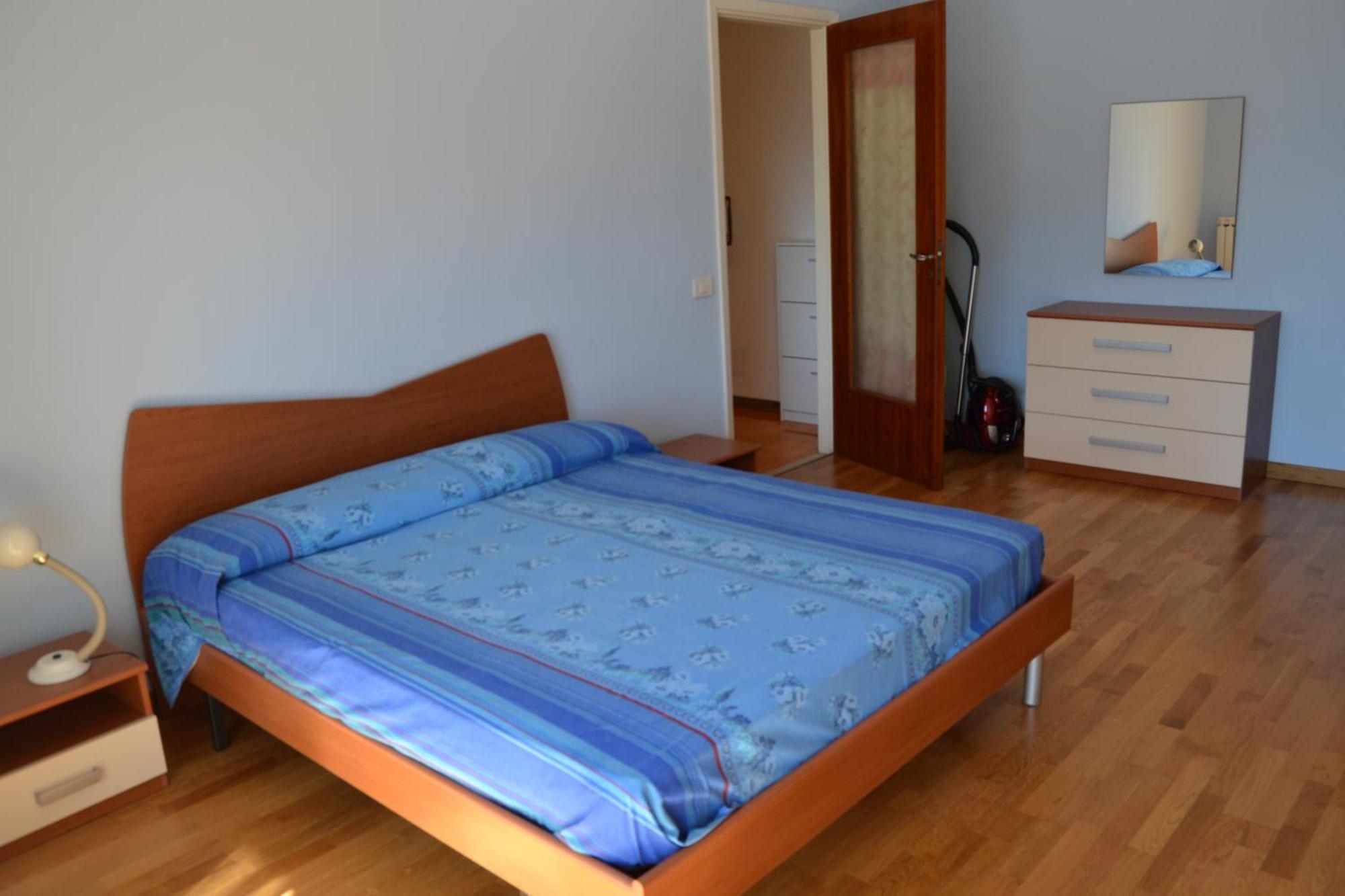 Suna Holiday Verbania Buitenkant foto